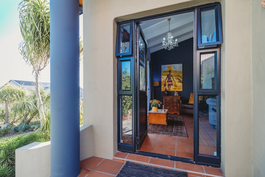 3 Bedroom Property for Sale in Herolds Bay Western Cape